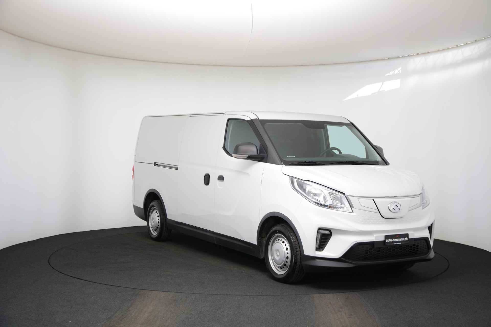 MAXUS eDELIVER 3 Kastenaufbau L2 50kWh
