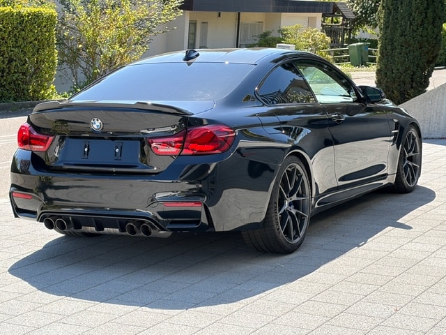 BMW original M4 CS | Carbon | OLED | CH-Fzg. | Rarität-image-7