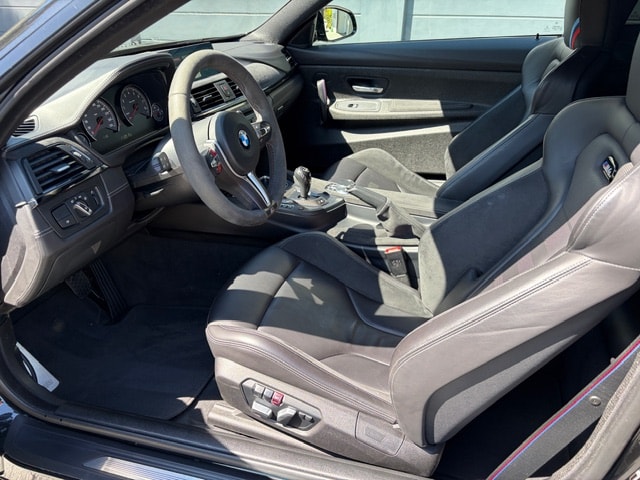 BMW original M4 CS | Carbon | OLED | CH-Fzg. | Rarität-image-3