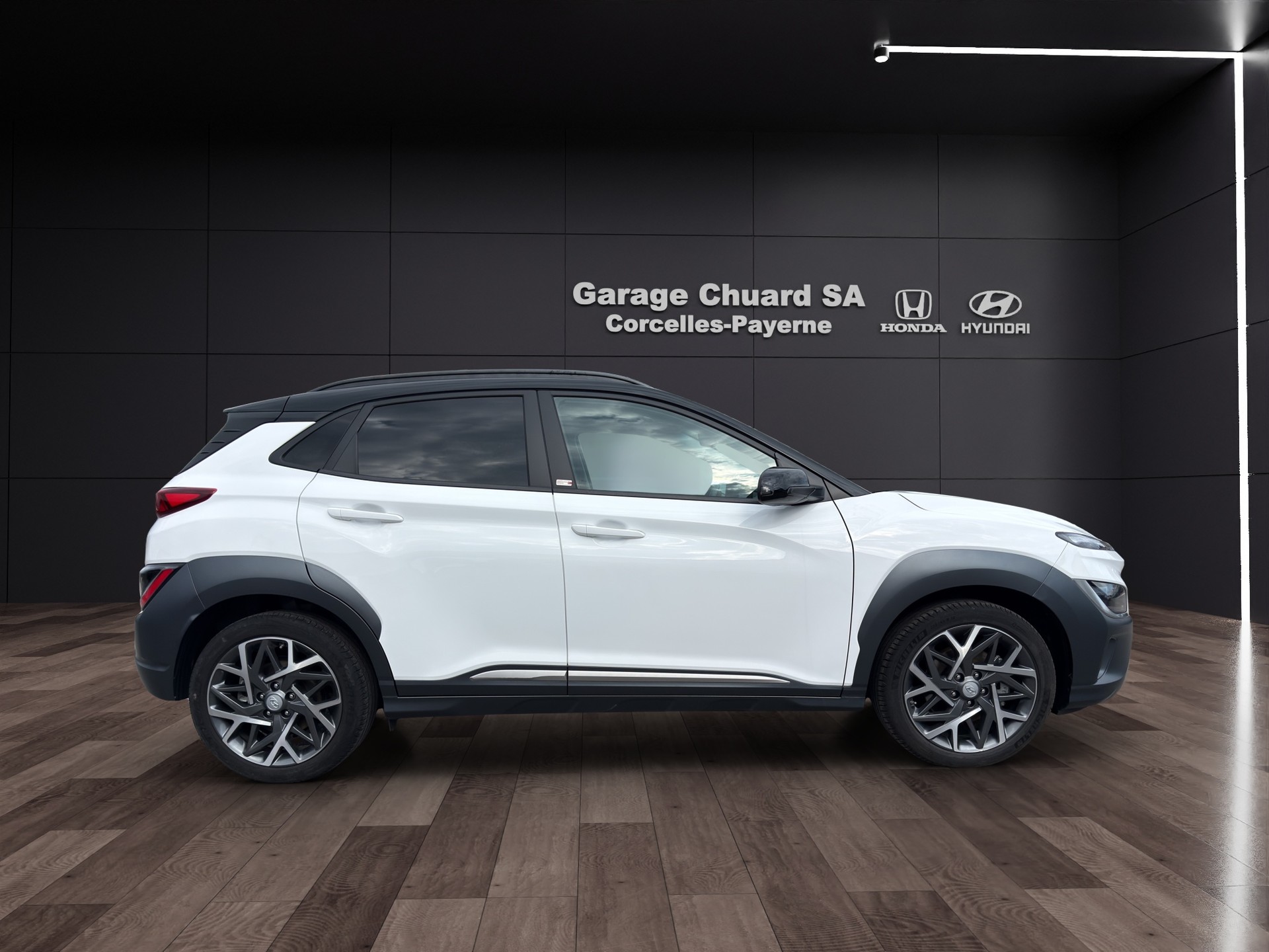 HYUNDAI Kona 1.6 GDi HEV Amplia DCT-image-3