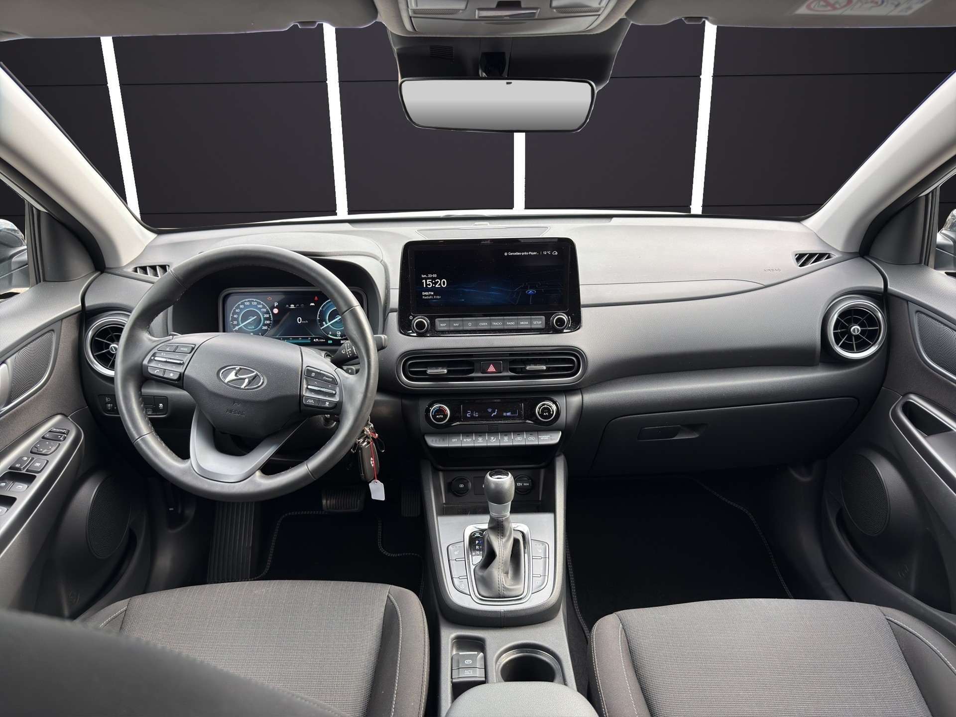HYUNDAI Kona 1.6 GDi HEV Amplia DCT-image-8