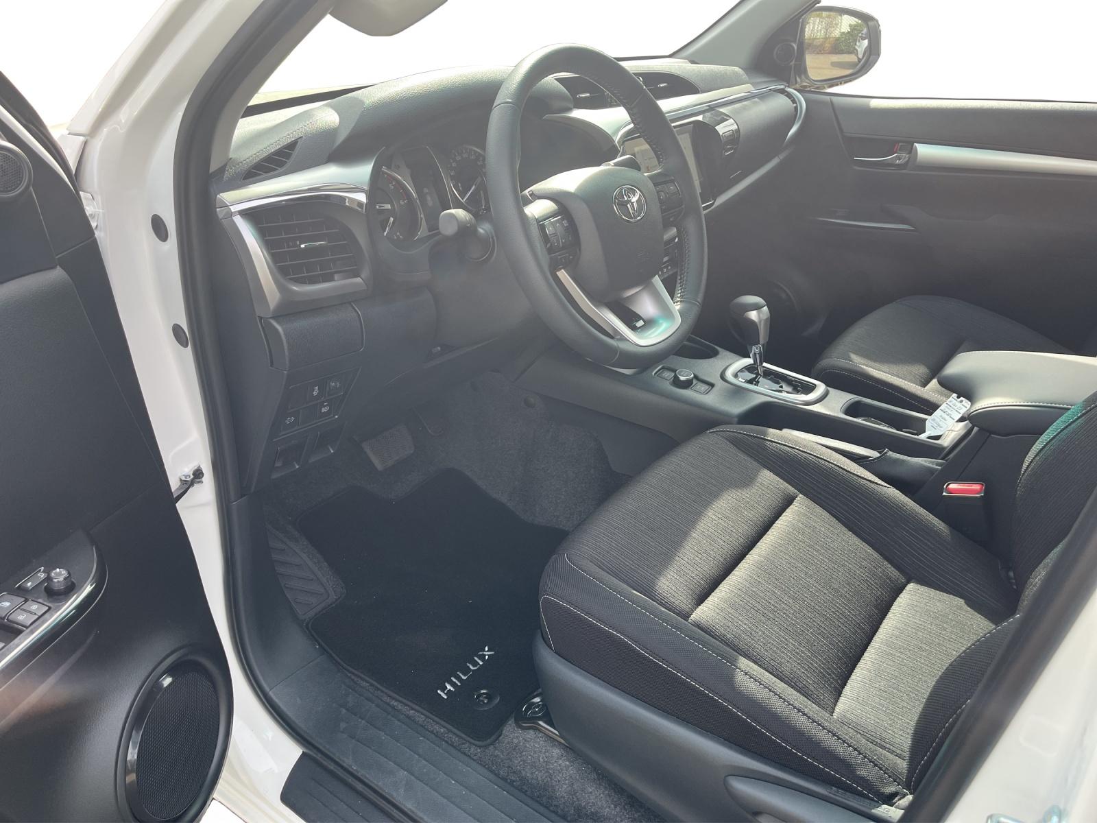 TOYOTA Hilux Double Cab.-Pick-up 2.8 D-4D MHEV 204 Style-image-5