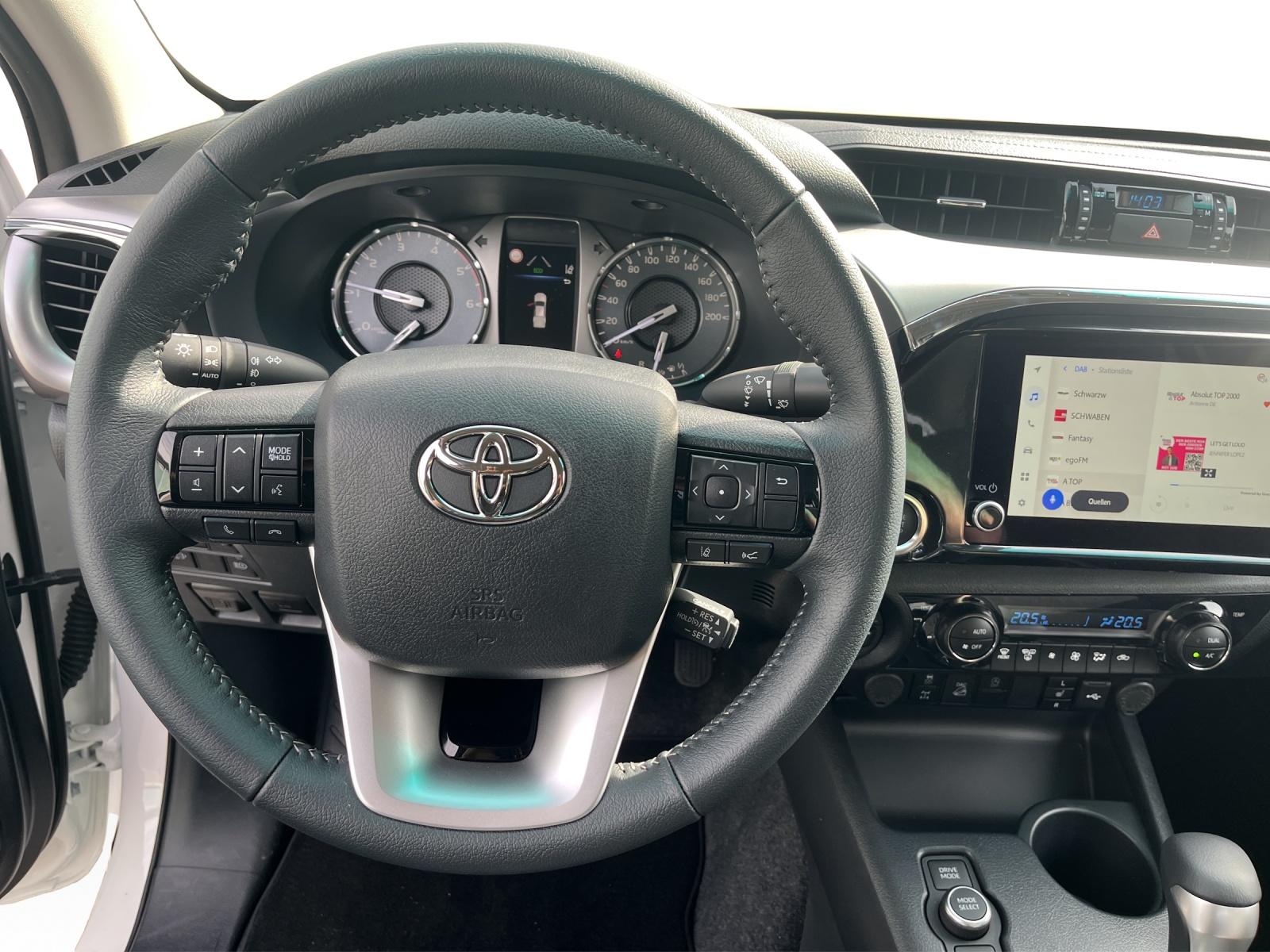 TOYOTA Hilux Double Cab.-Pick-up 2.8 D-4D MHEV 204 Style-image-6