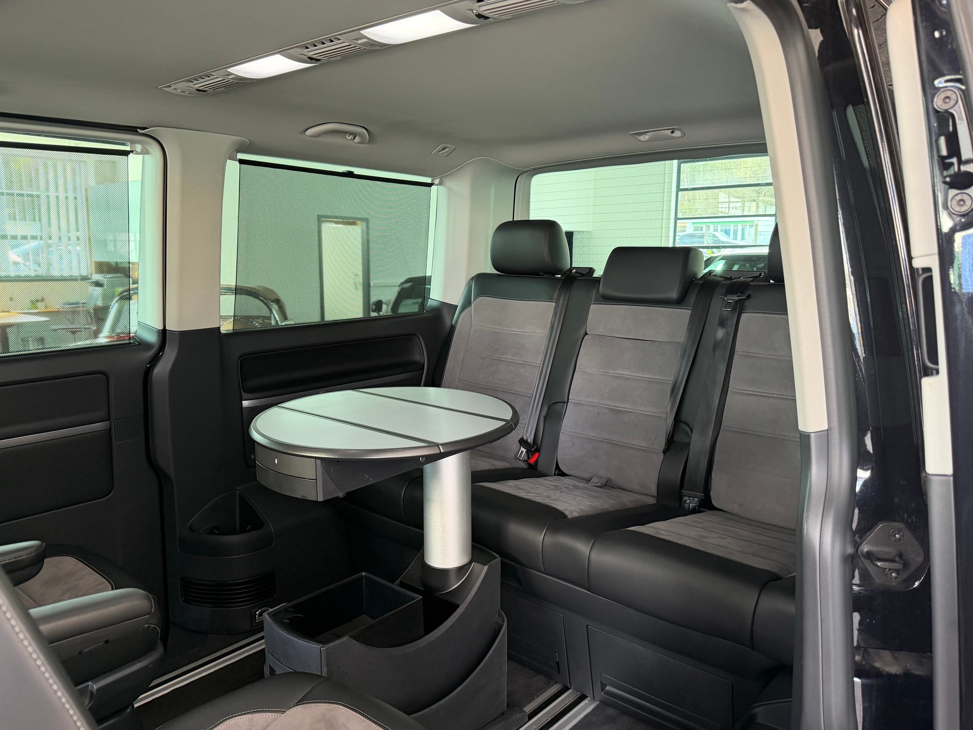 VW T6.1 Multivan 2.0 204 PS Bi-TDI Highline Liberty DSG-image-14