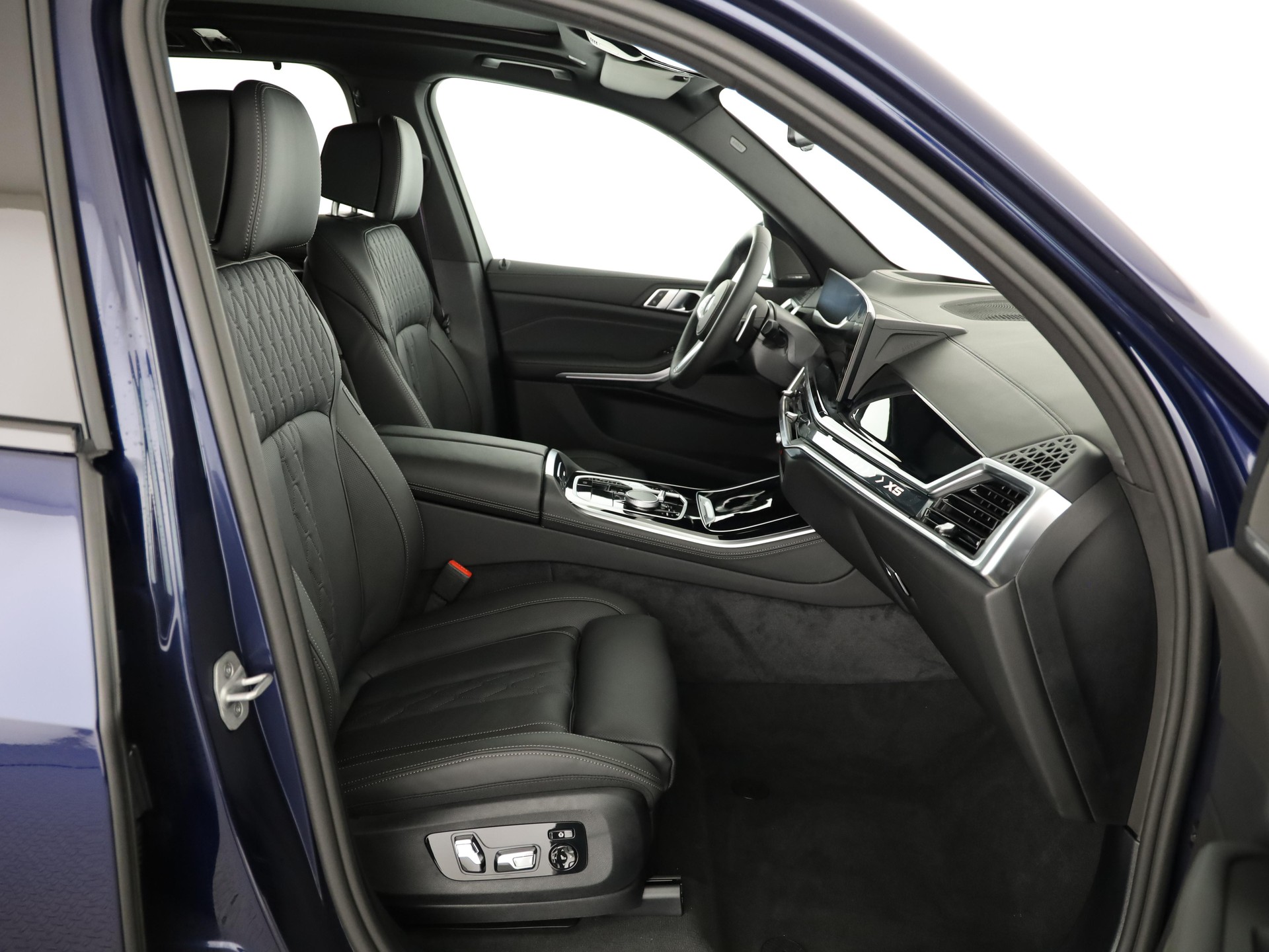 BMW X5 30d xDrive SAG-image-13