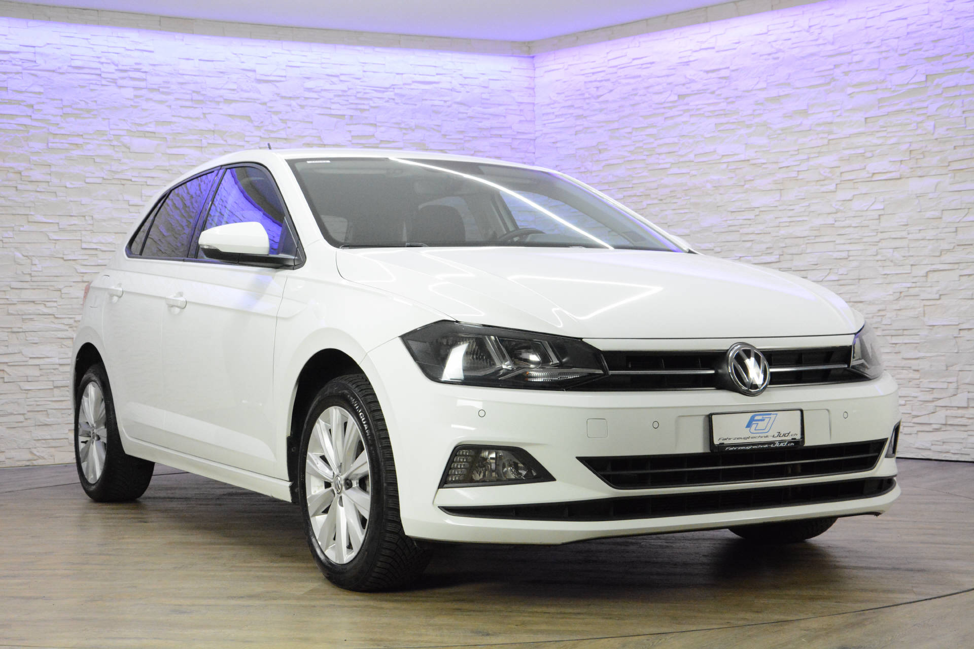 VW Polo 1.0 TSI Comfortline DSG-image-1