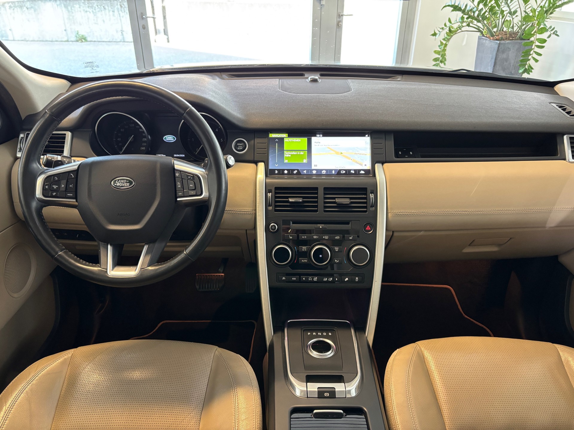 LAND ROVER Discovery Sport 2.0 TD4 HSE AT9-image-12