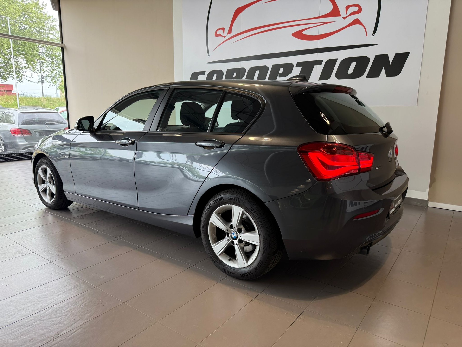 BMW 118d xDrive M Sport-image-5