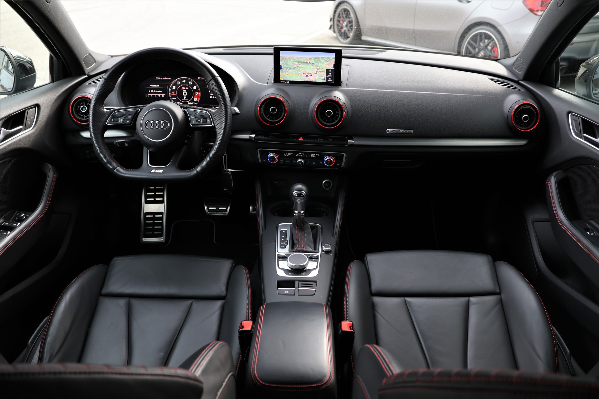AUDI S3 Limousine 2.0 TFSI quattro S-tronic (CH)-image-14