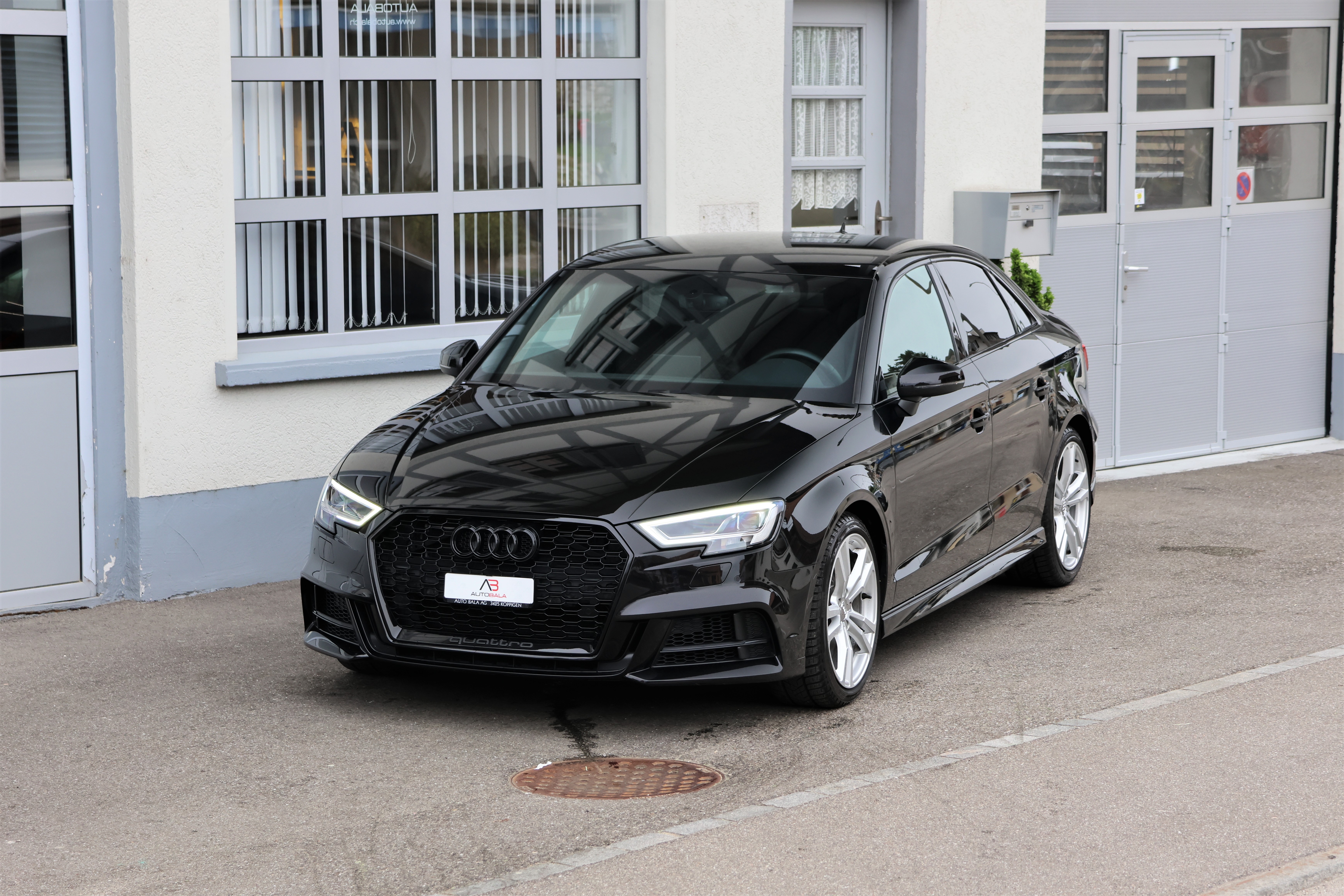 Car photo