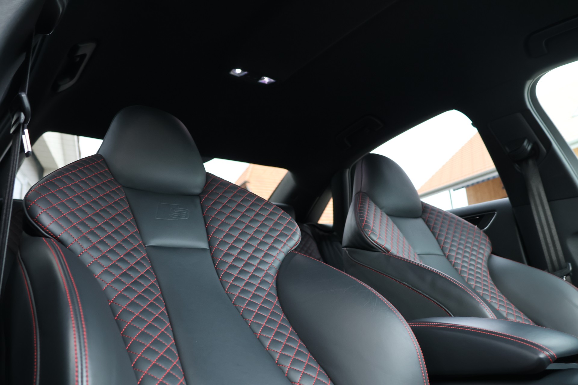 AUDI S3 Limousine 2.0 TFSI quattro S-tronic (CH)-image-20