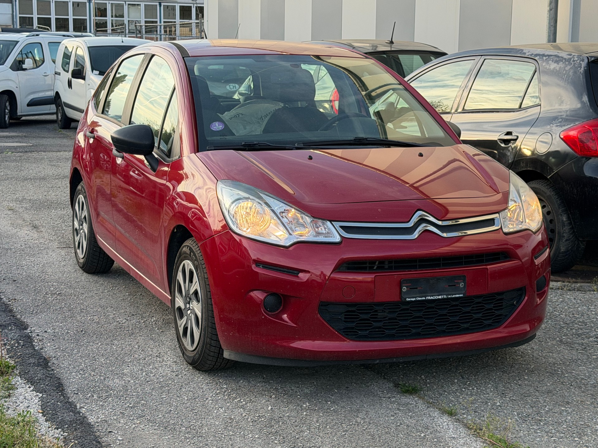 CITROEN C3 1.2i Exclusive-image-2