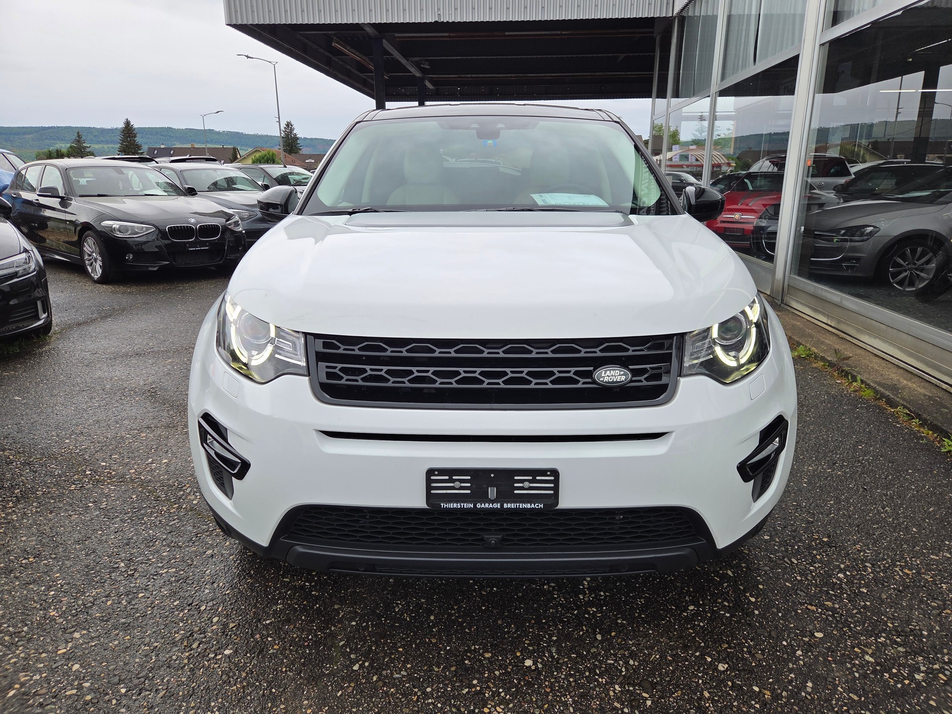 LAND ROVER Discovery Sport 2.0 TD4 HSE Luxury AT9-image-2
