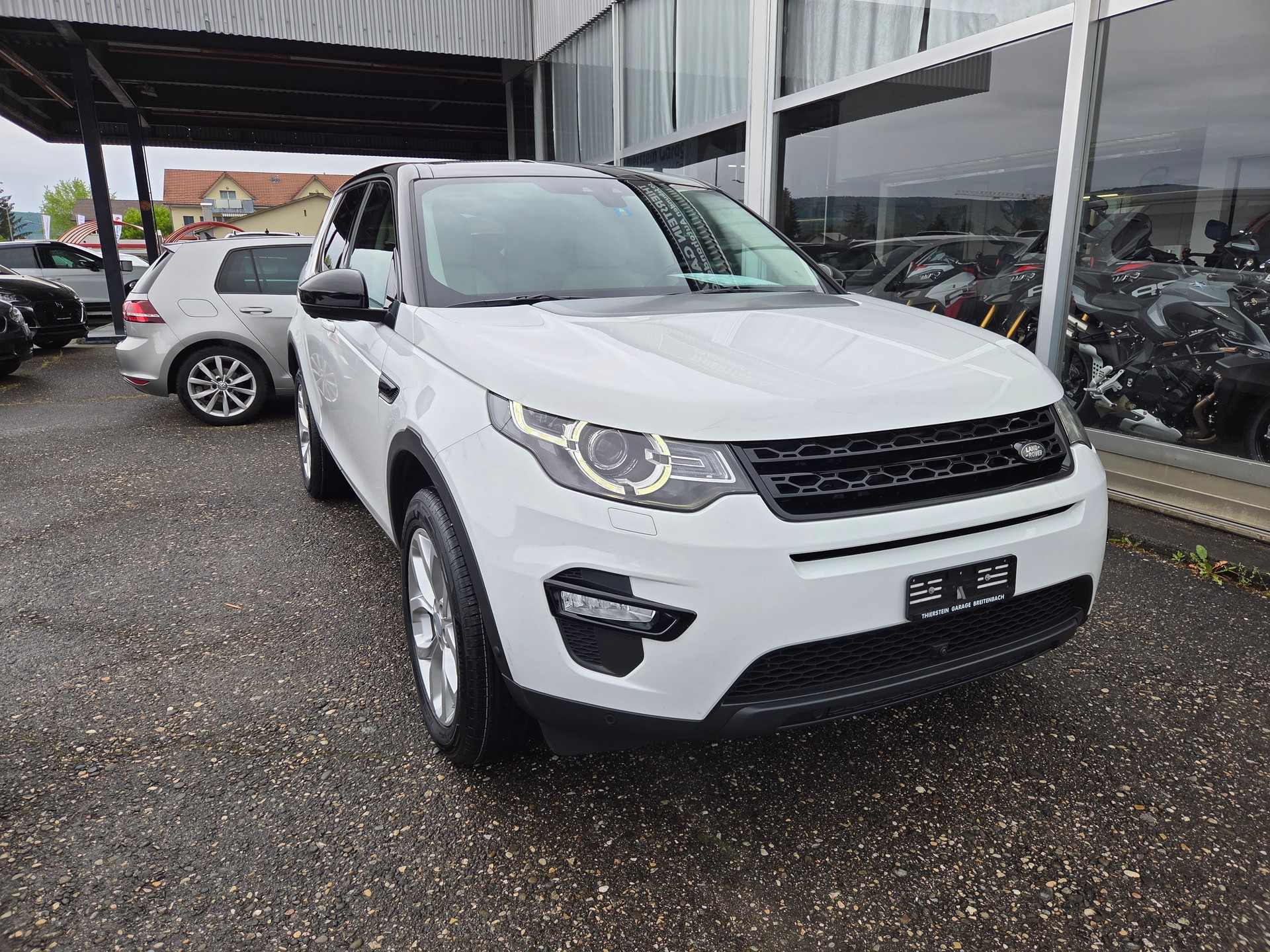 LAND ROVER Discovery Sport 2.0 TD4 HSE Luxury AT9-image-1