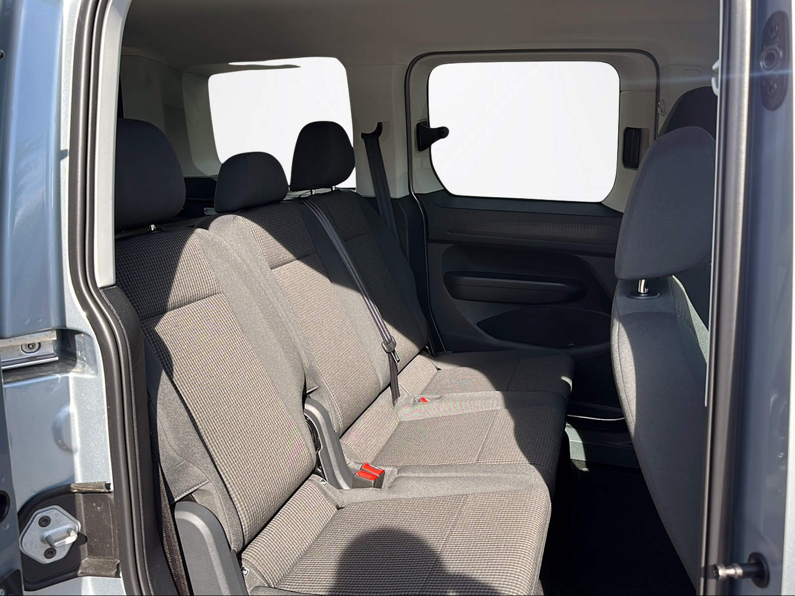 VW Caddy 1.5 TSI Plug in Hybrid Liberty DSG-image-9