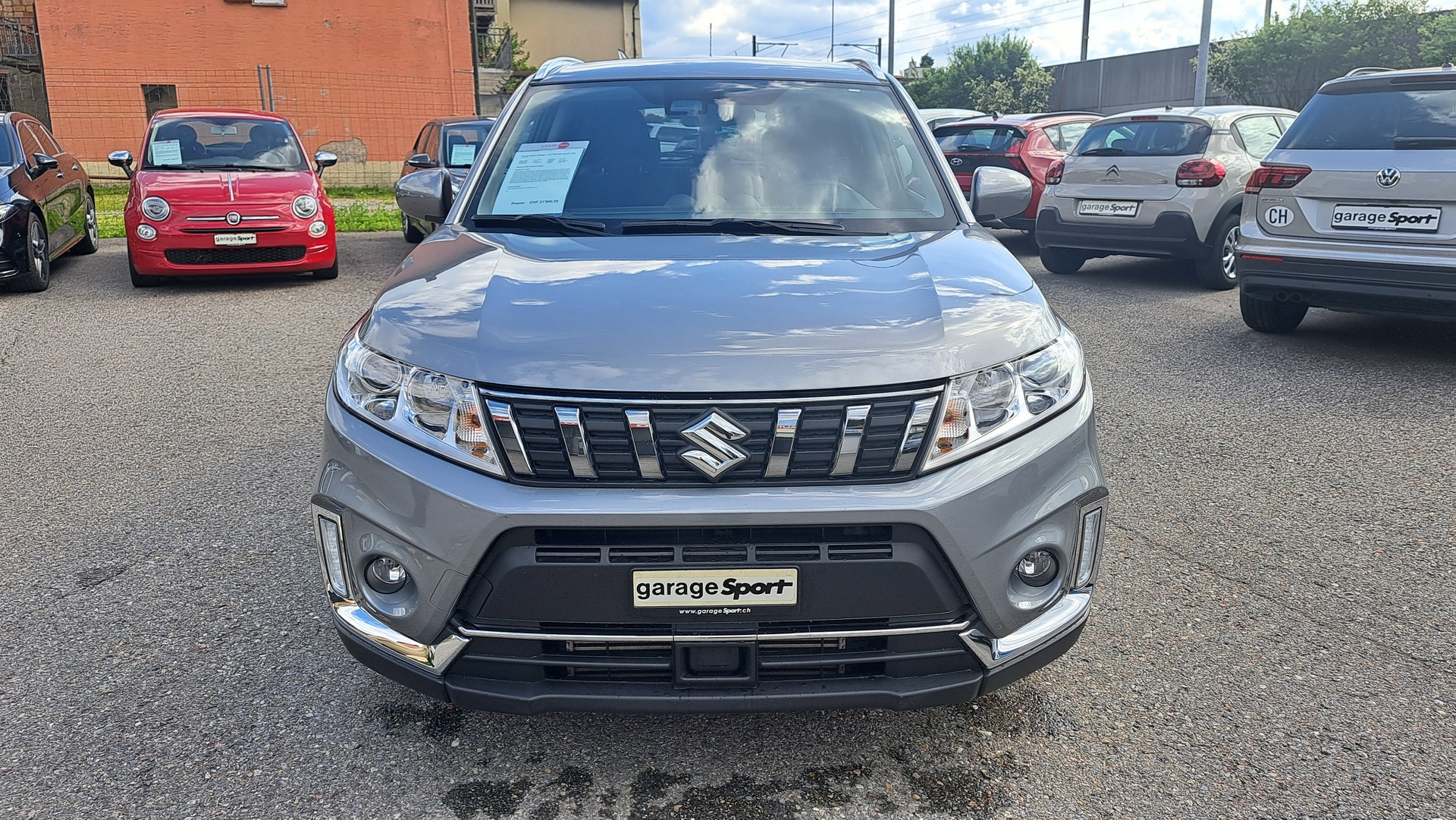 SUZUKI Vitara 1.4 Boosterjet Compact + Automatic-image-1