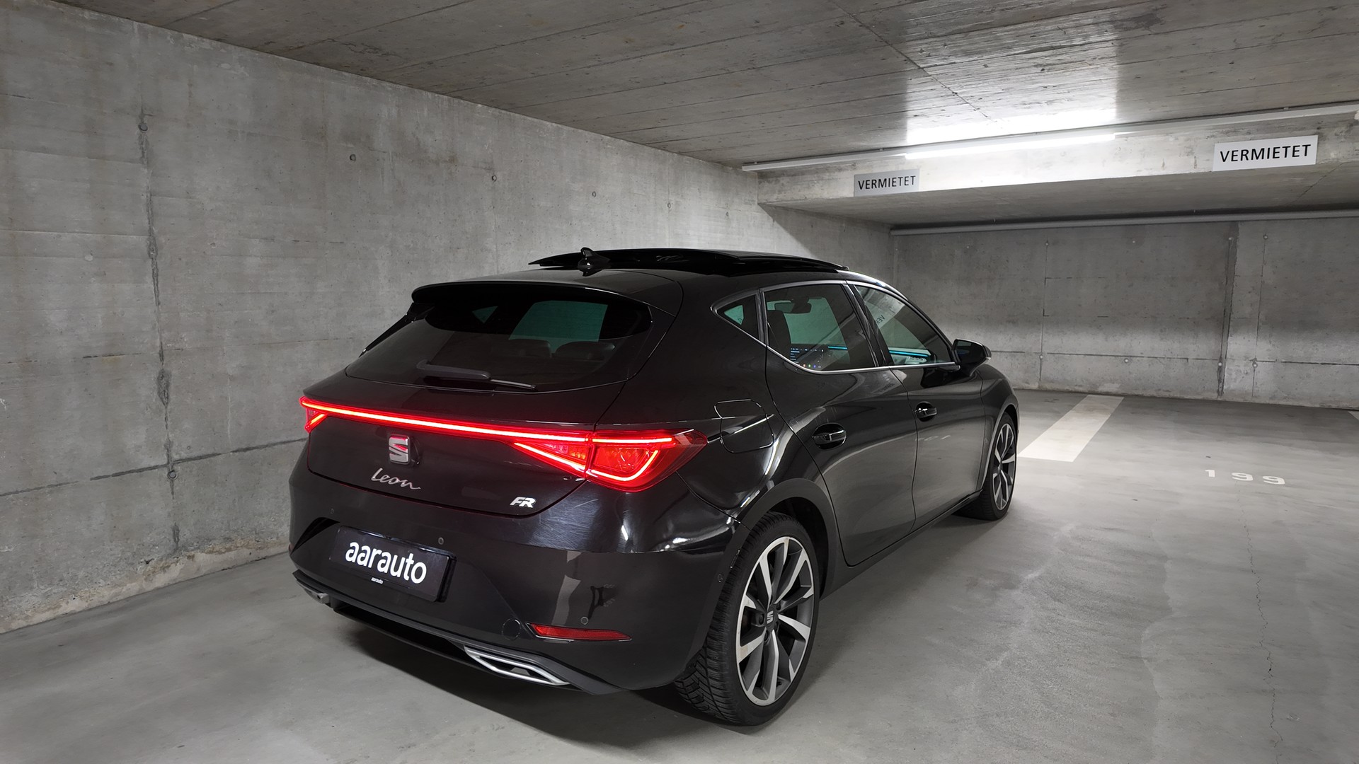 SEAT Leon ST 1.5 eTSI mHEV DSG Hola FR-image-4