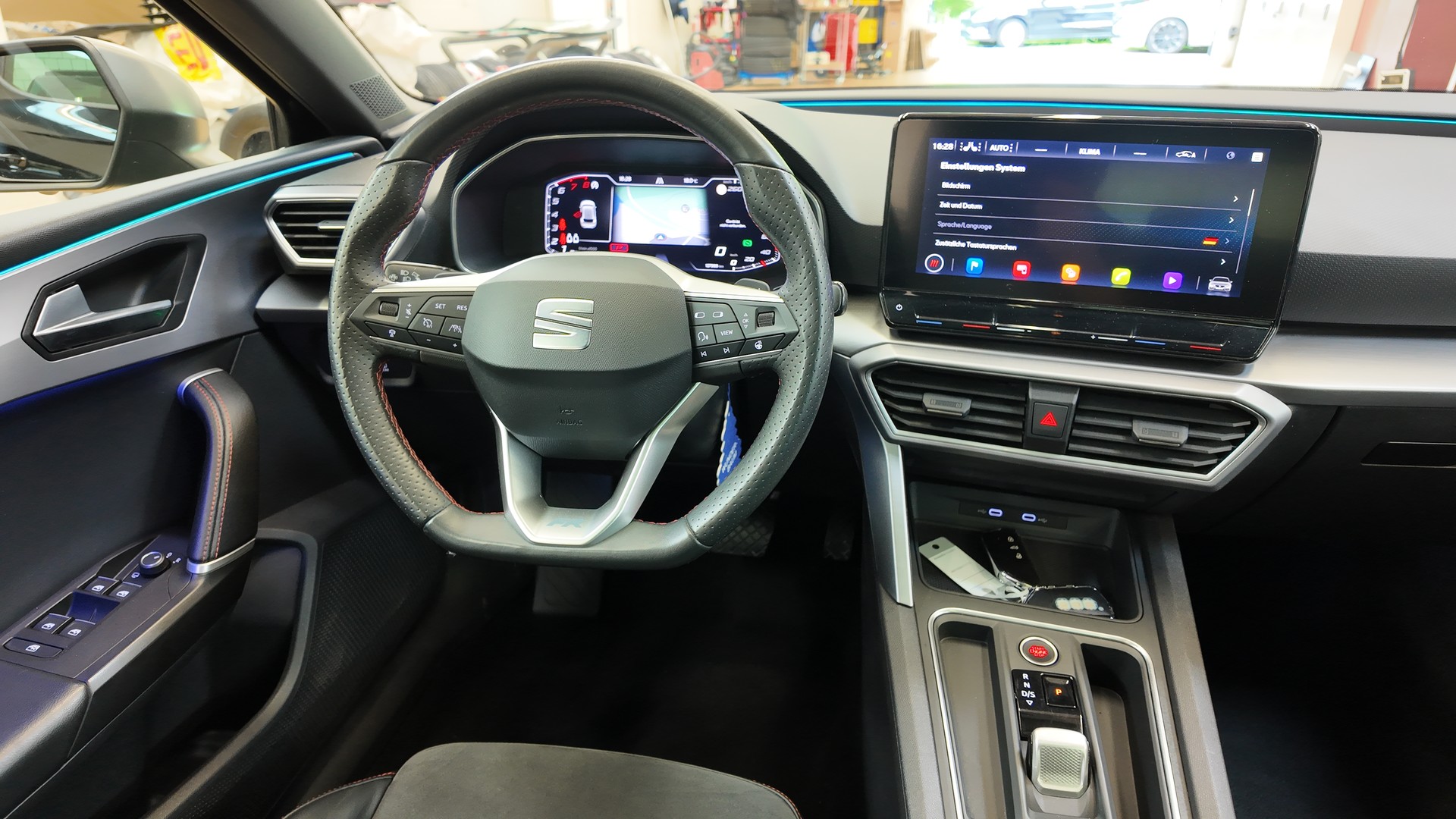 SEAT Leon ST 1.5 eTSI mHEV DSG Hola FR-image-10