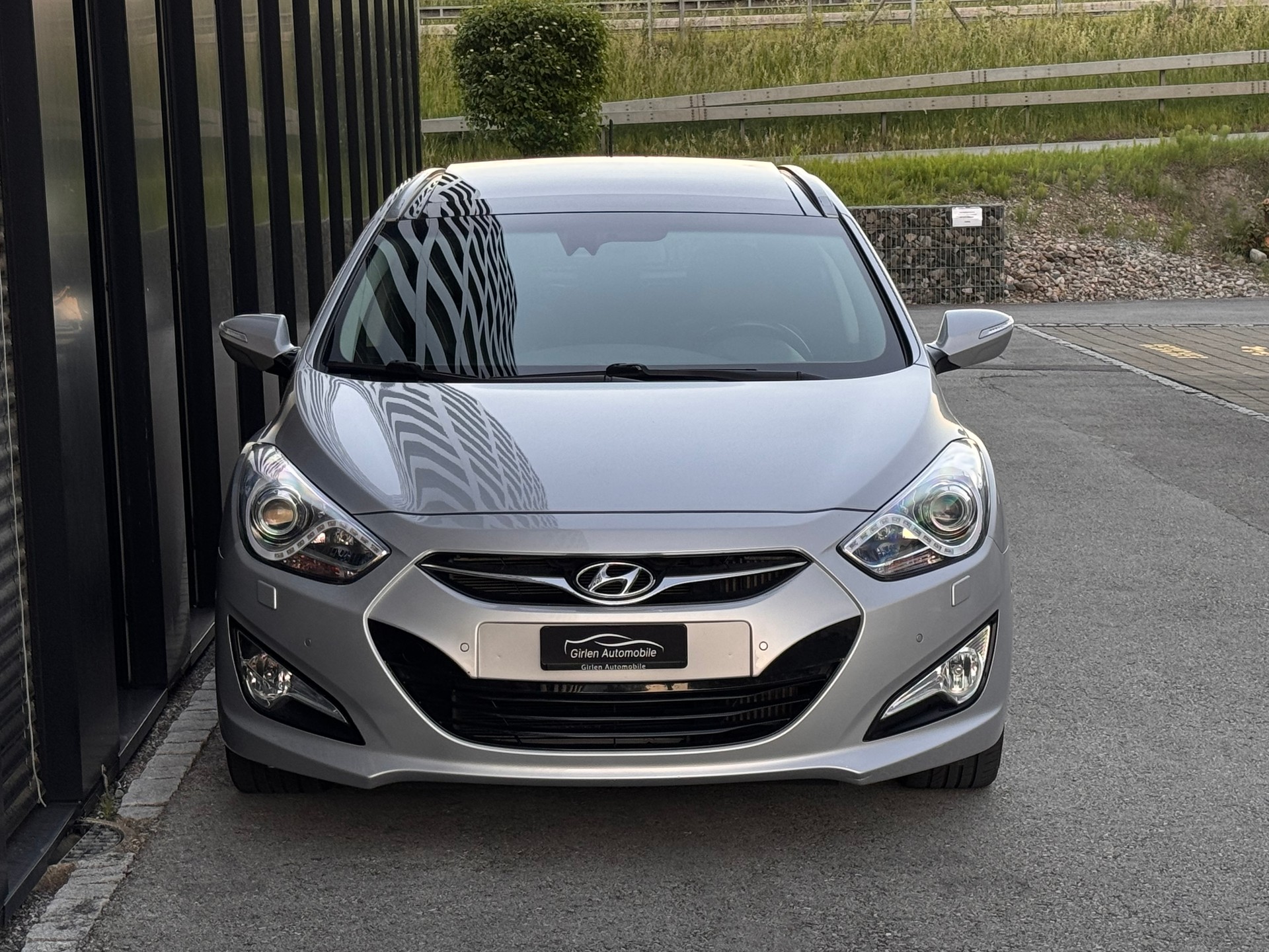 HYUNDAI i40 Wagon 1.7 CRDI Premium Automatic-image-1