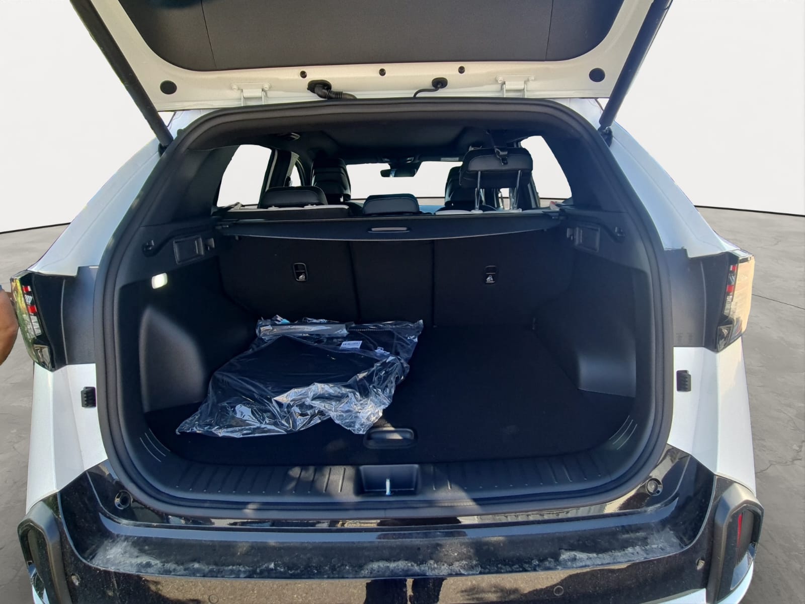 KIA Sportage 1.6T-GDi HEV GT-Line 4x4 A-image-8