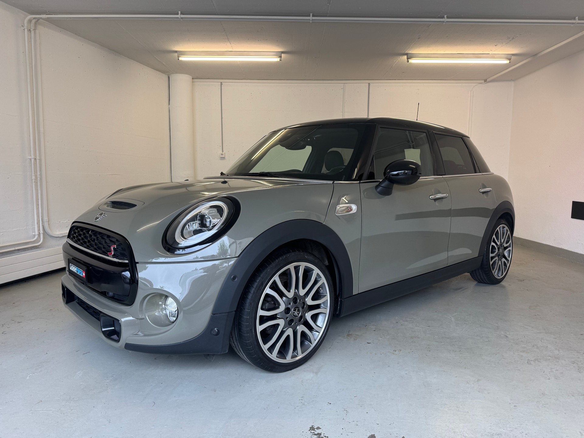 MINI Cooper S Steptronic DKG-image-1