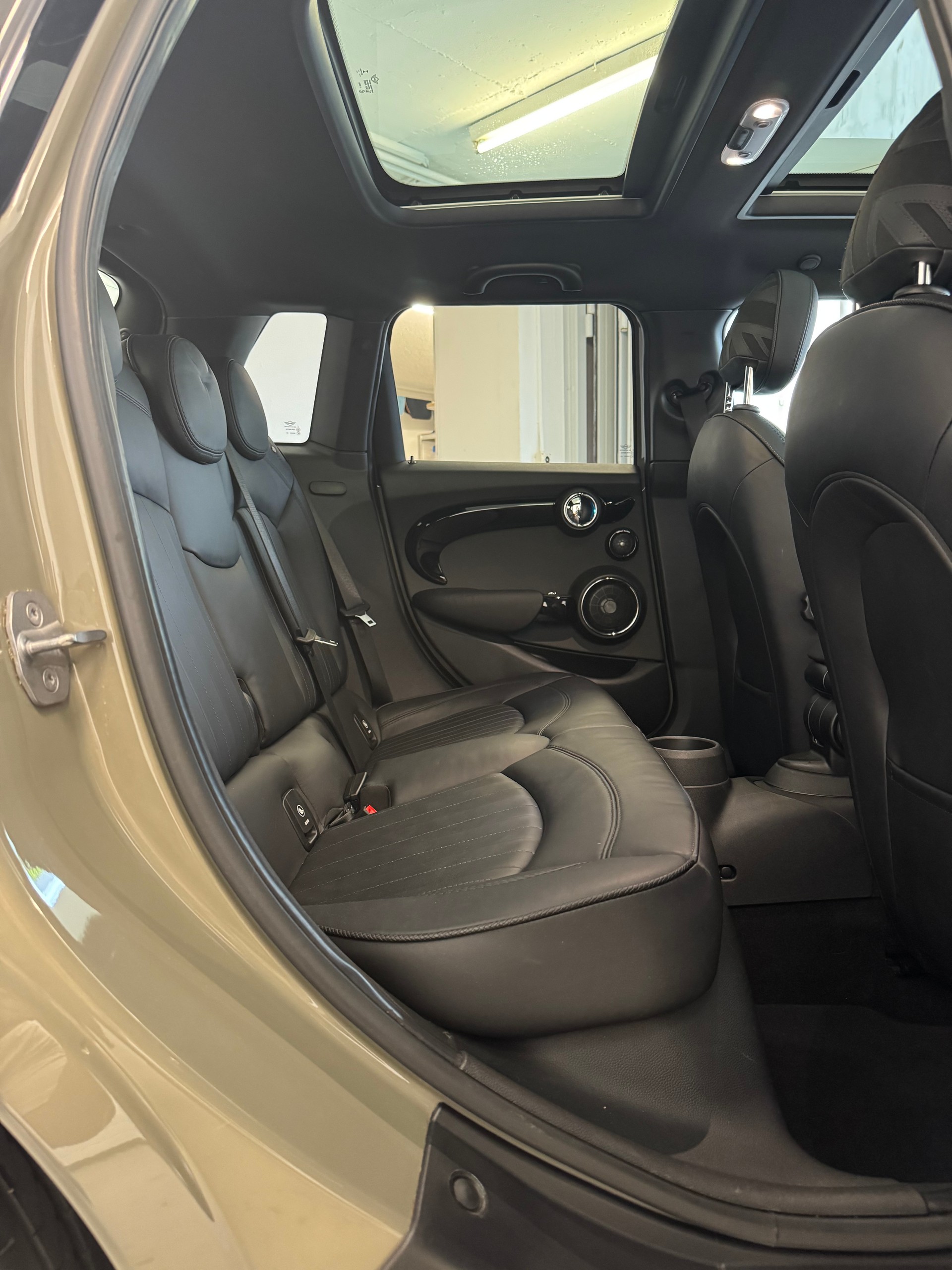 MINI Cooper S Steptronic DKG-image-7