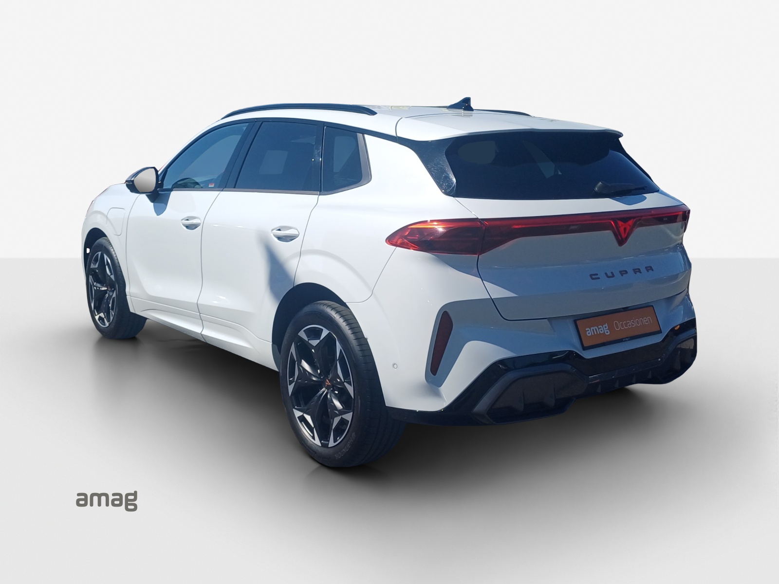 CUPRA Terramar 1.5 eHybrid DSG VZ-image-2