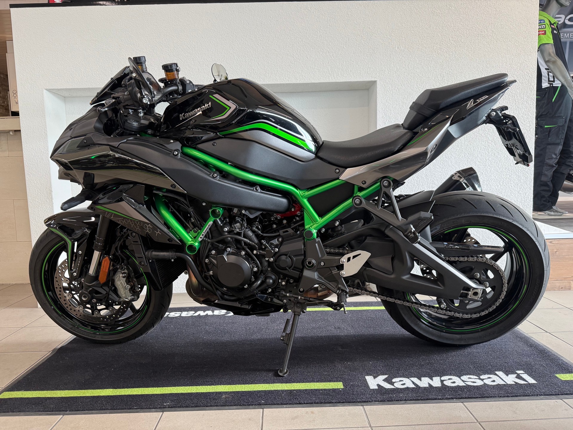KAWASAKI Z H2 Performance