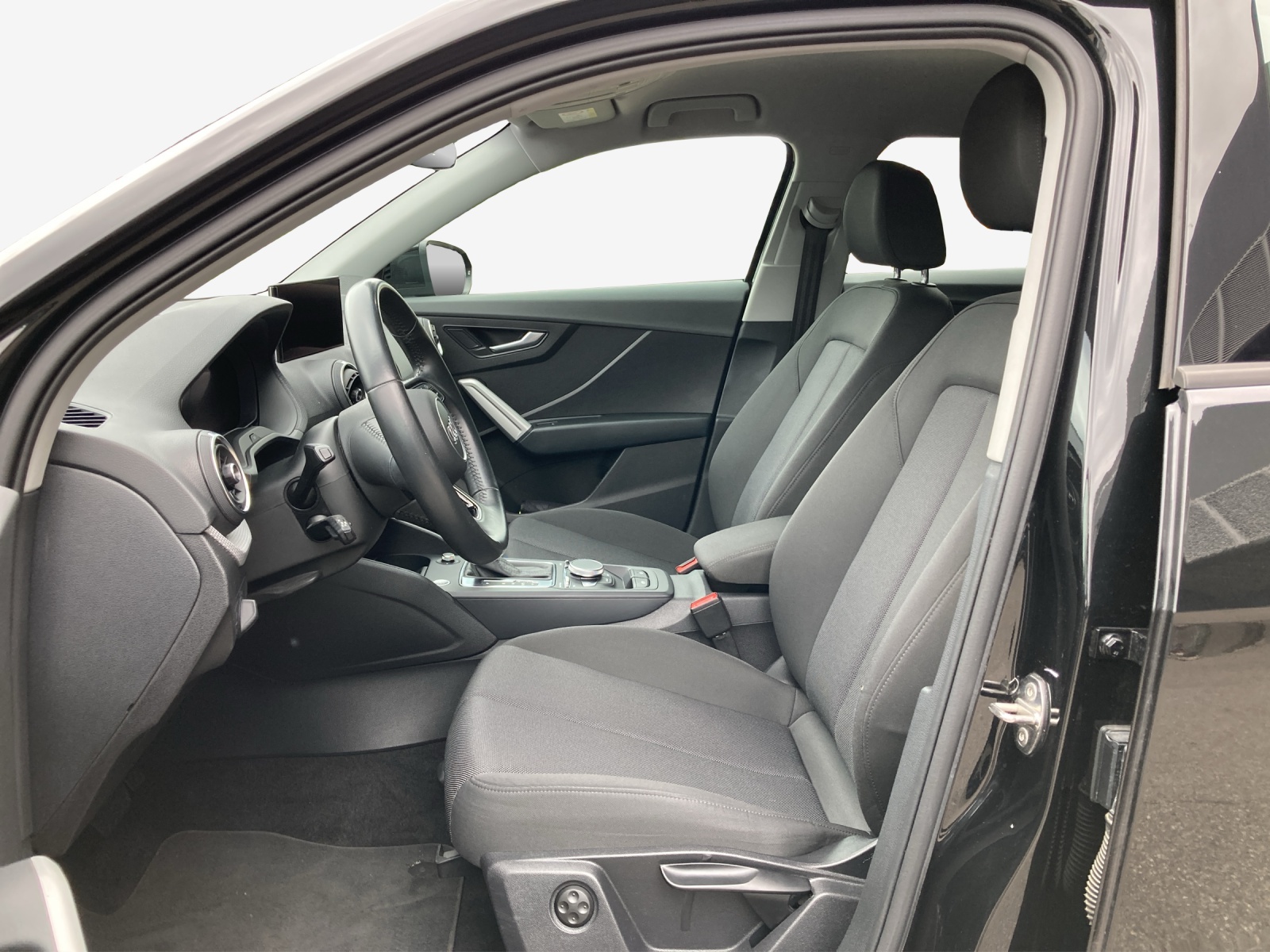 AUDI Q2 35 TFSI S-tronic-image-7