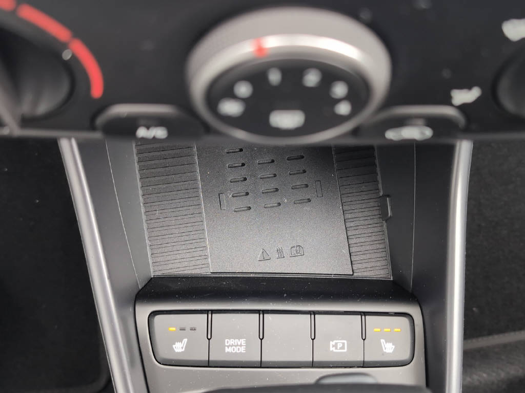HYUNDAI i20 1.0 T-GDi Amplia-image-16