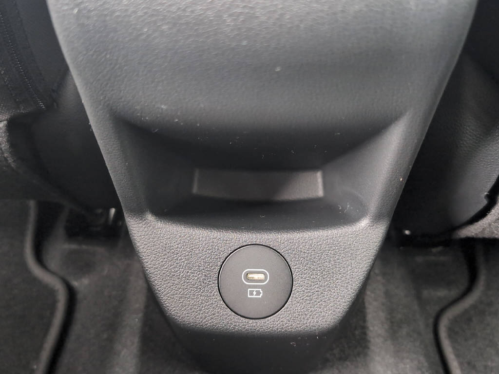 HYUNDAI i20 1.0 T-GDi Amplia-image-19