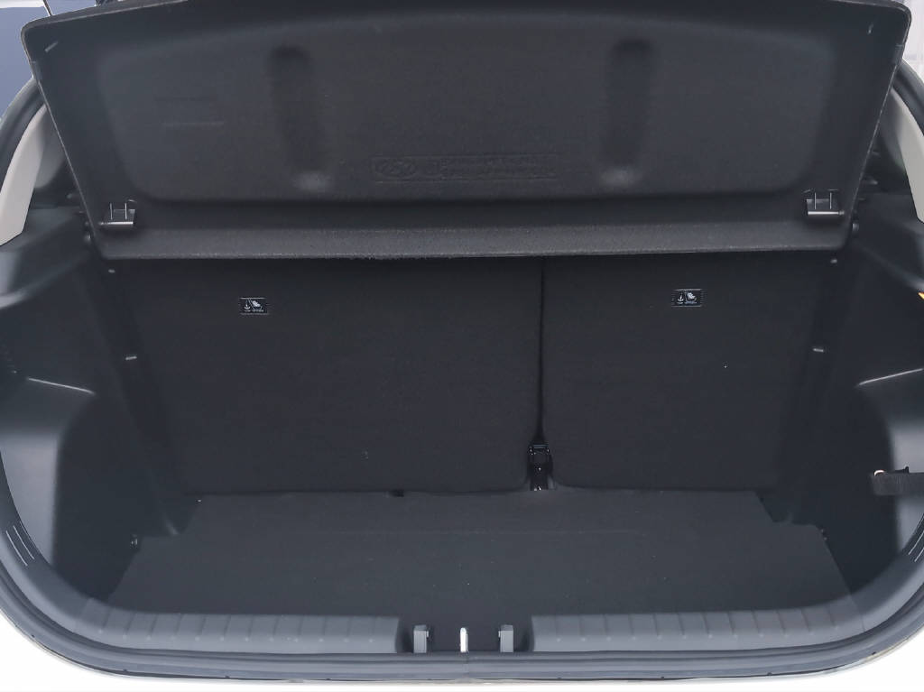 HYUNDAI i20 1.0 T-GDi Amplia-image-12