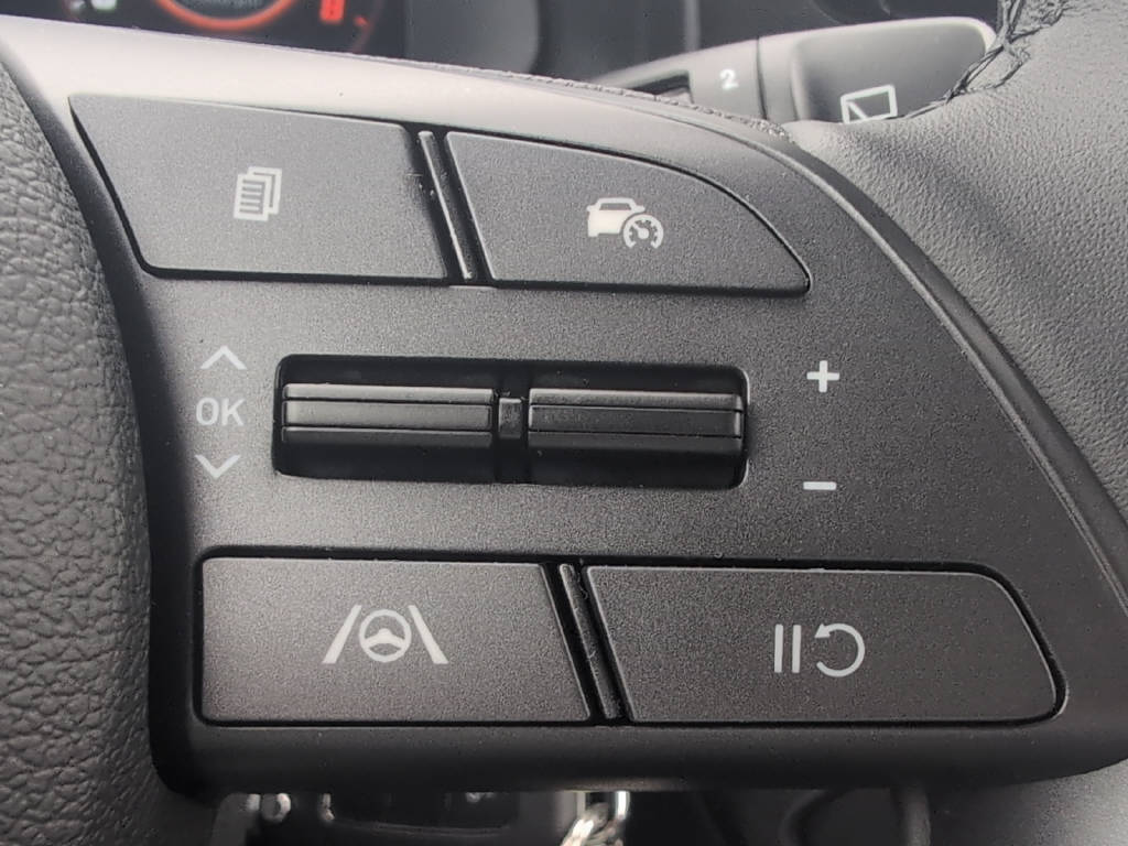 HYUNDAI i20 1.0 T-GDi Amplia-image-17