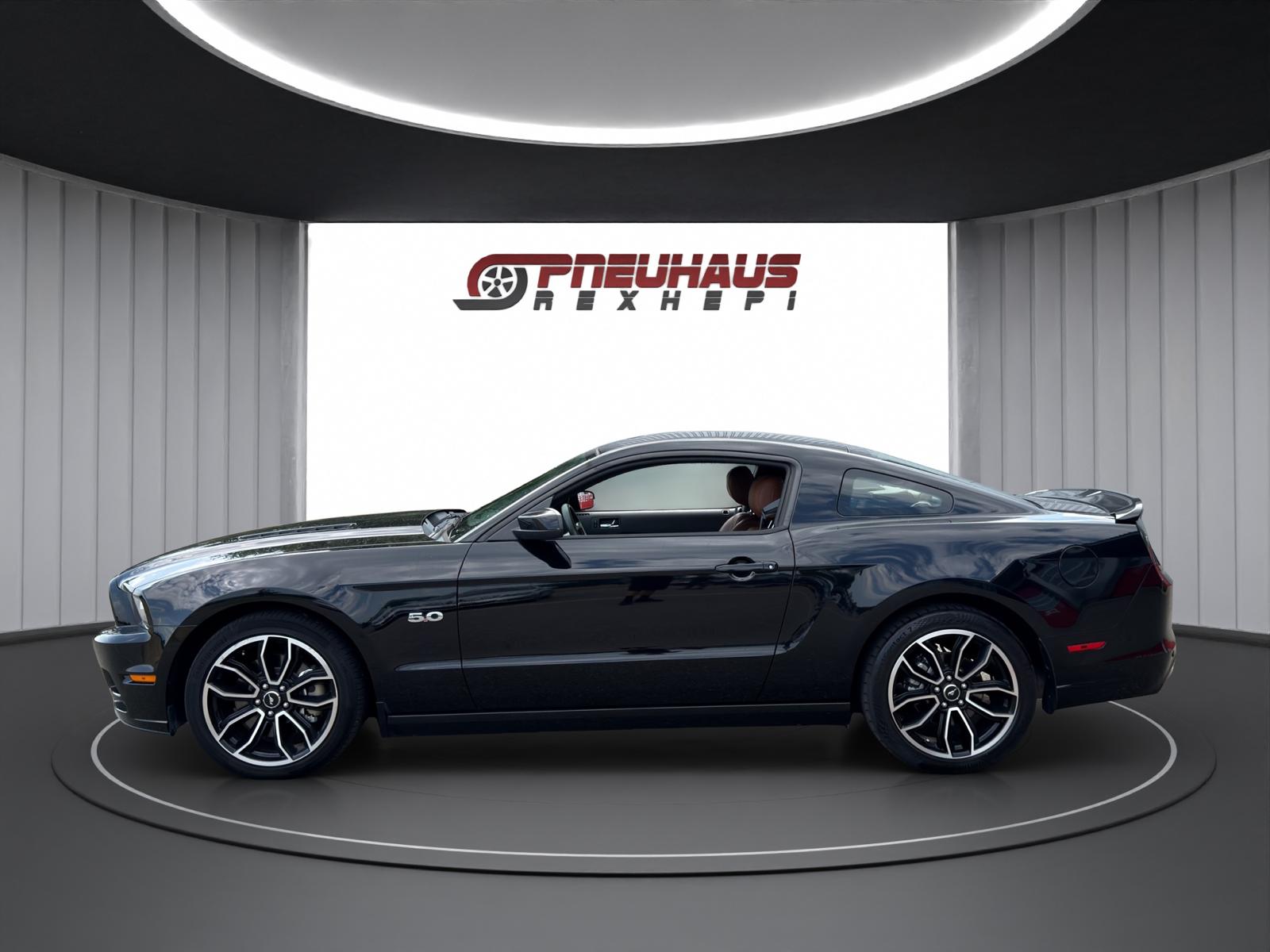 FORD Mustang 5.0 V8-image-2