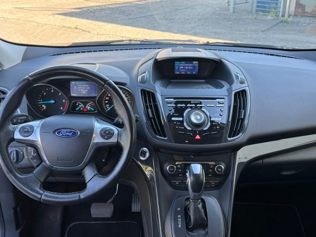 FORD Kuga 2.0 TDCi Titanium 4WD PowerShift-image-9