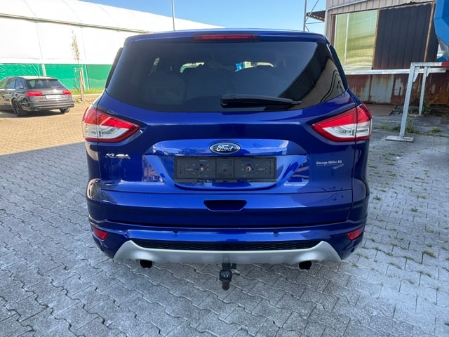 FORD Kuga 2.0 TDCi Titanium 4WD PowerShift-image-6