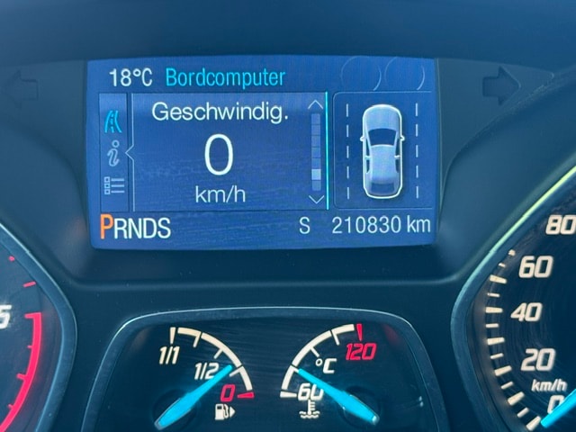 FORD Kuga 2.0 TDCi Titanium 4WD PowerShift-image-11