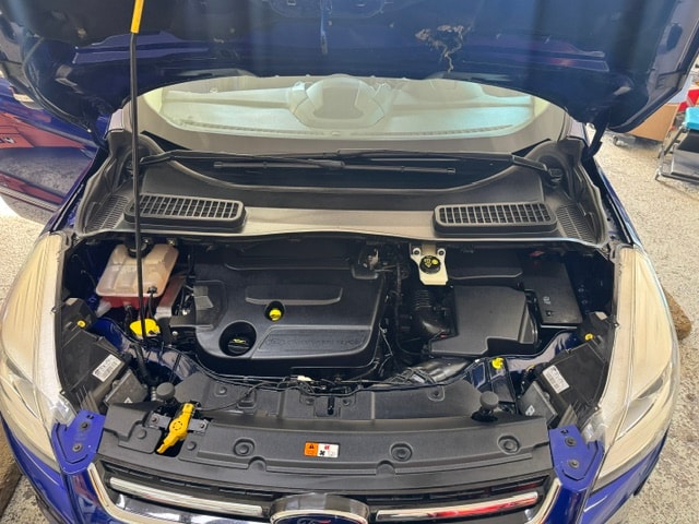 FORD Kuga 2.0 TDCi Titanium 4WD PowerShift-image-13