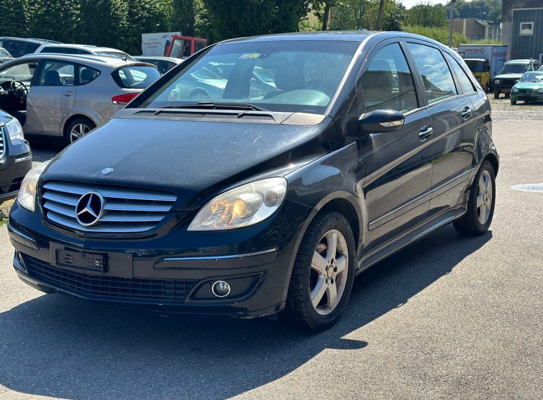 MERCEDES-BENZ B 200 T-image-1
