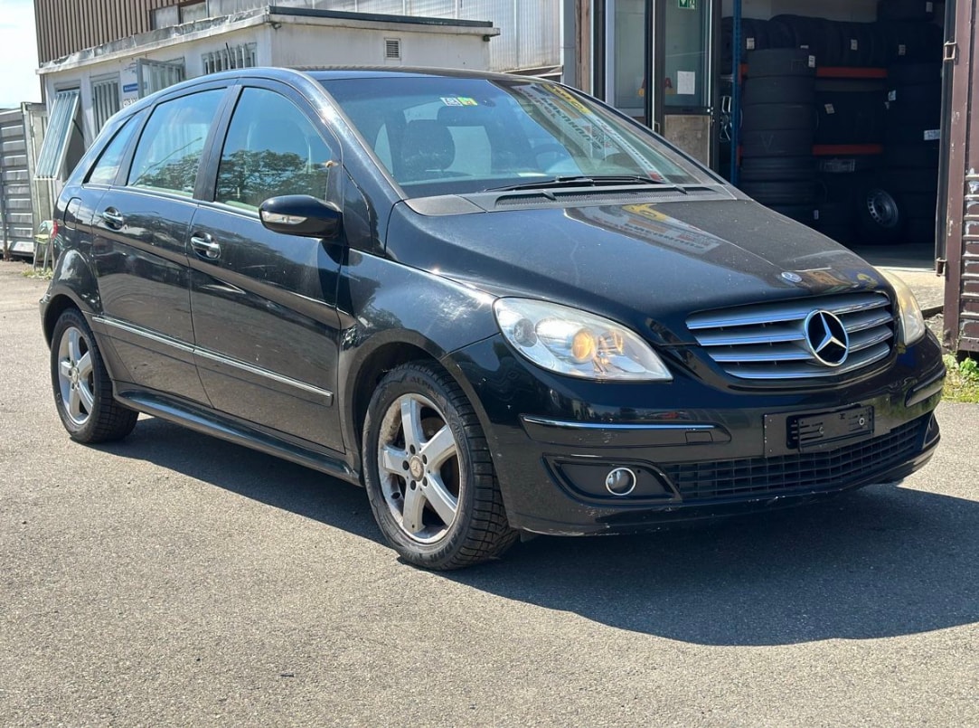 MERCEDES-BENZ B 200 T-image-0