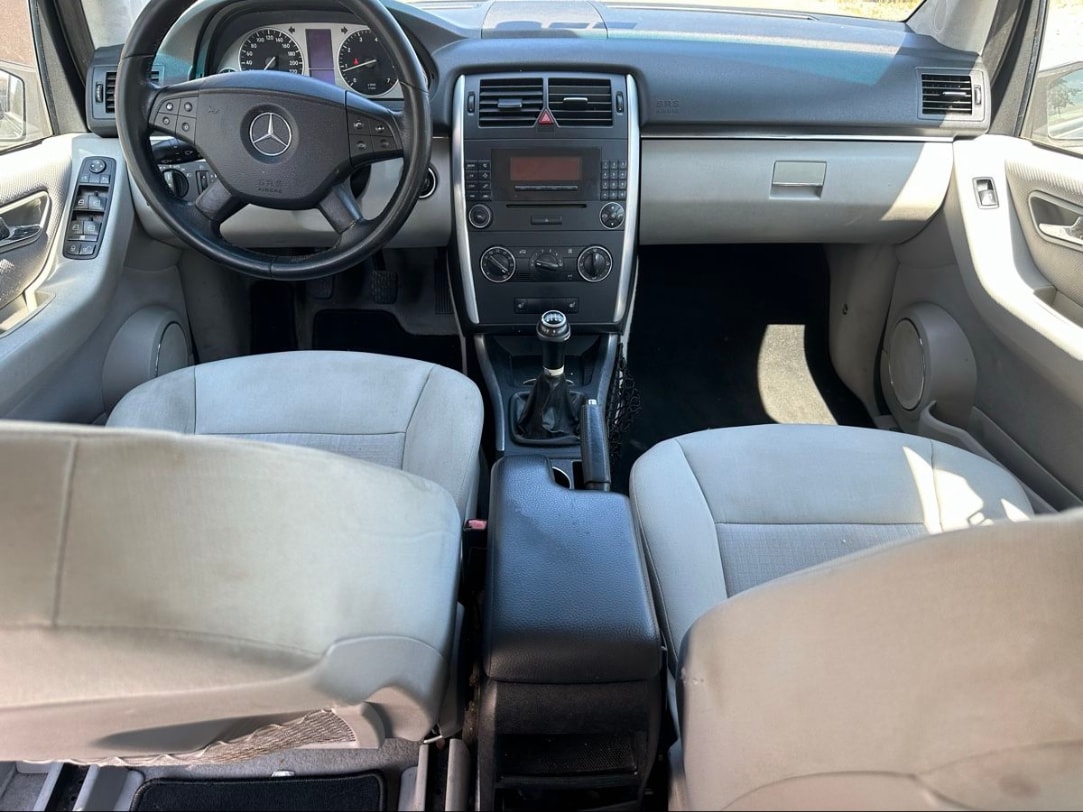 MERCEDES-BENZ B 200 T-image-5