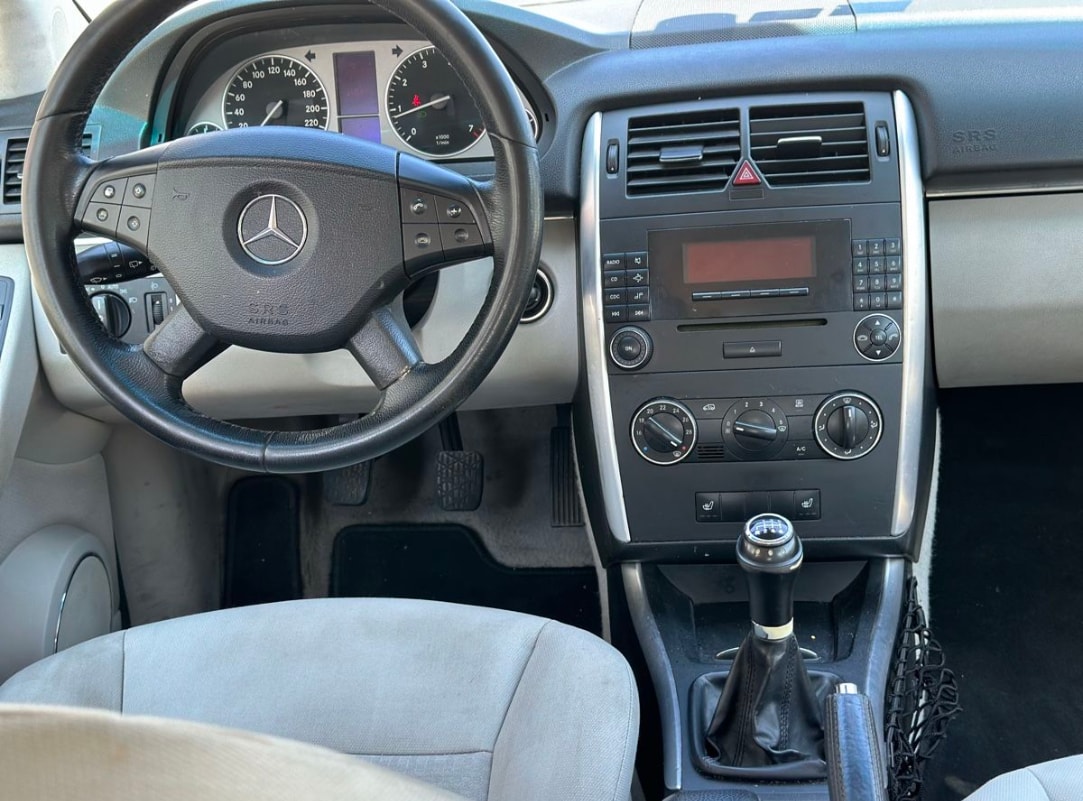 MERCEDES-BENZ B 200 T-image-6