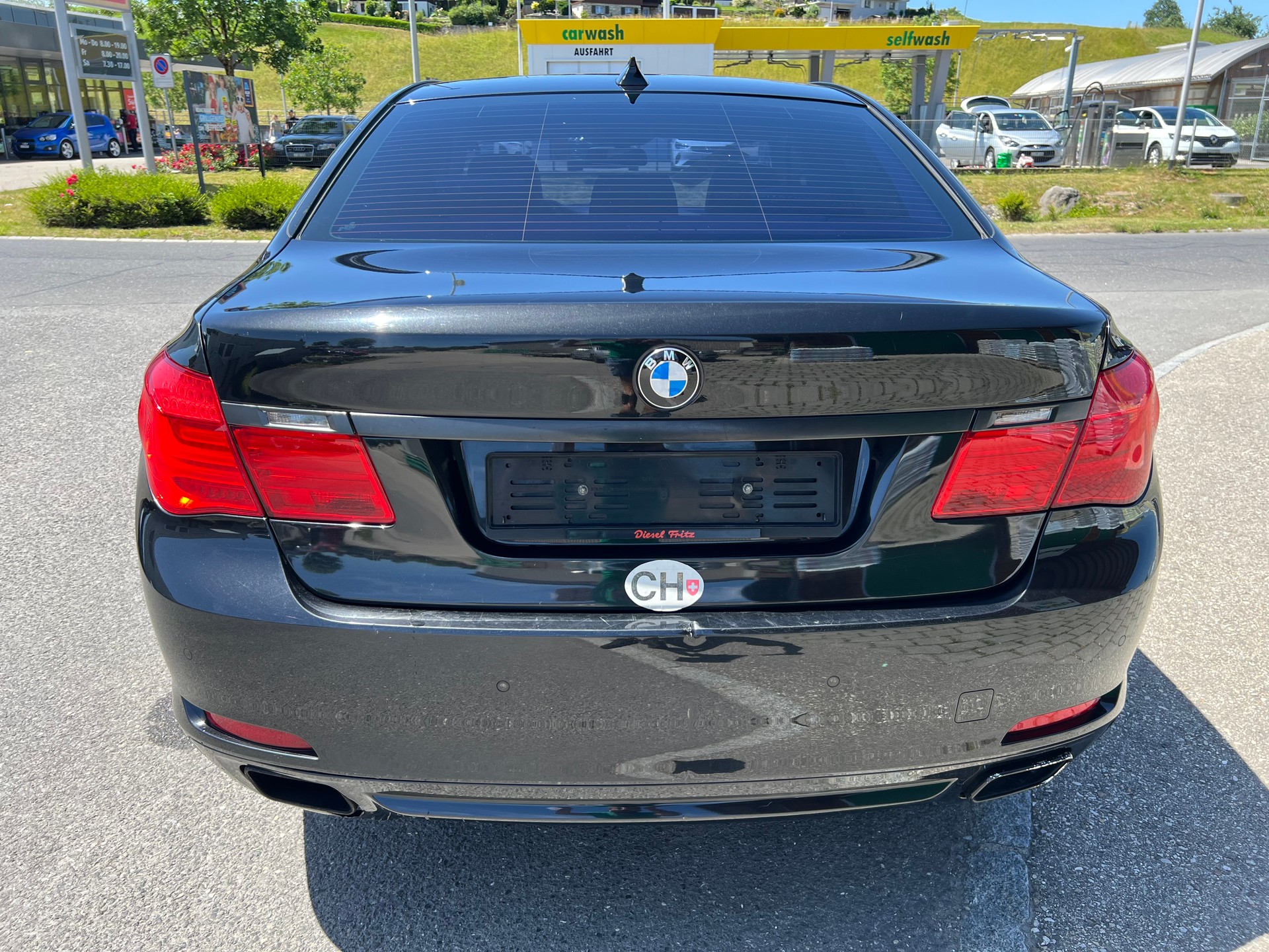 BMW 730d-image-5