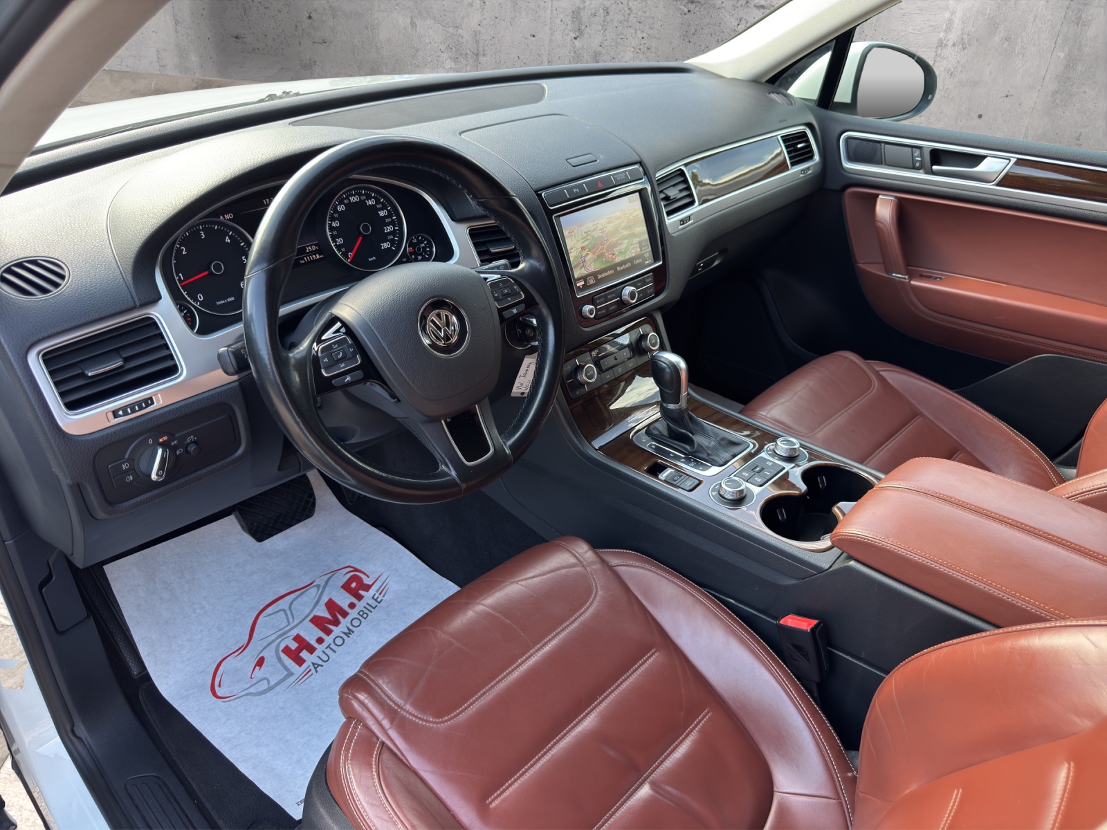 VW Touareg 3.0 TDI BlueMotion Technology Tiptronic-image-8