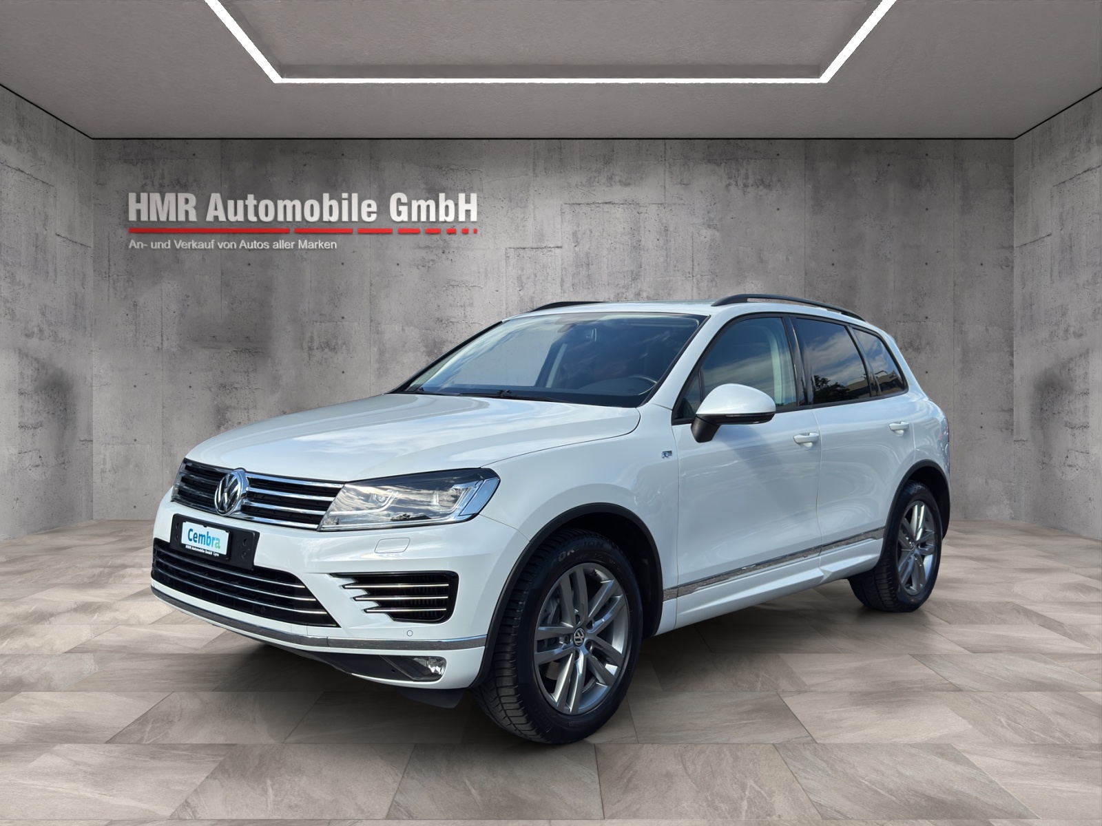 VW Touareg 3.0 TDI BlueMotion Technology Tiptronic-image-2