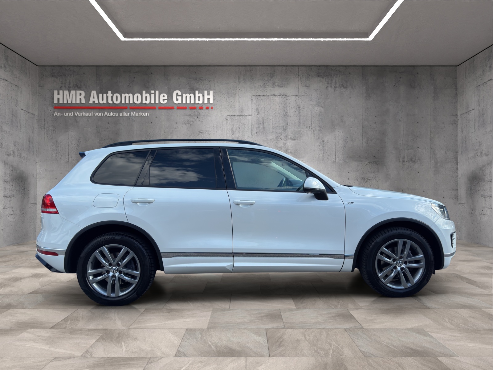 VW Touareg 3.0 TDI BlueMotion Technology Tiptronic-image-7