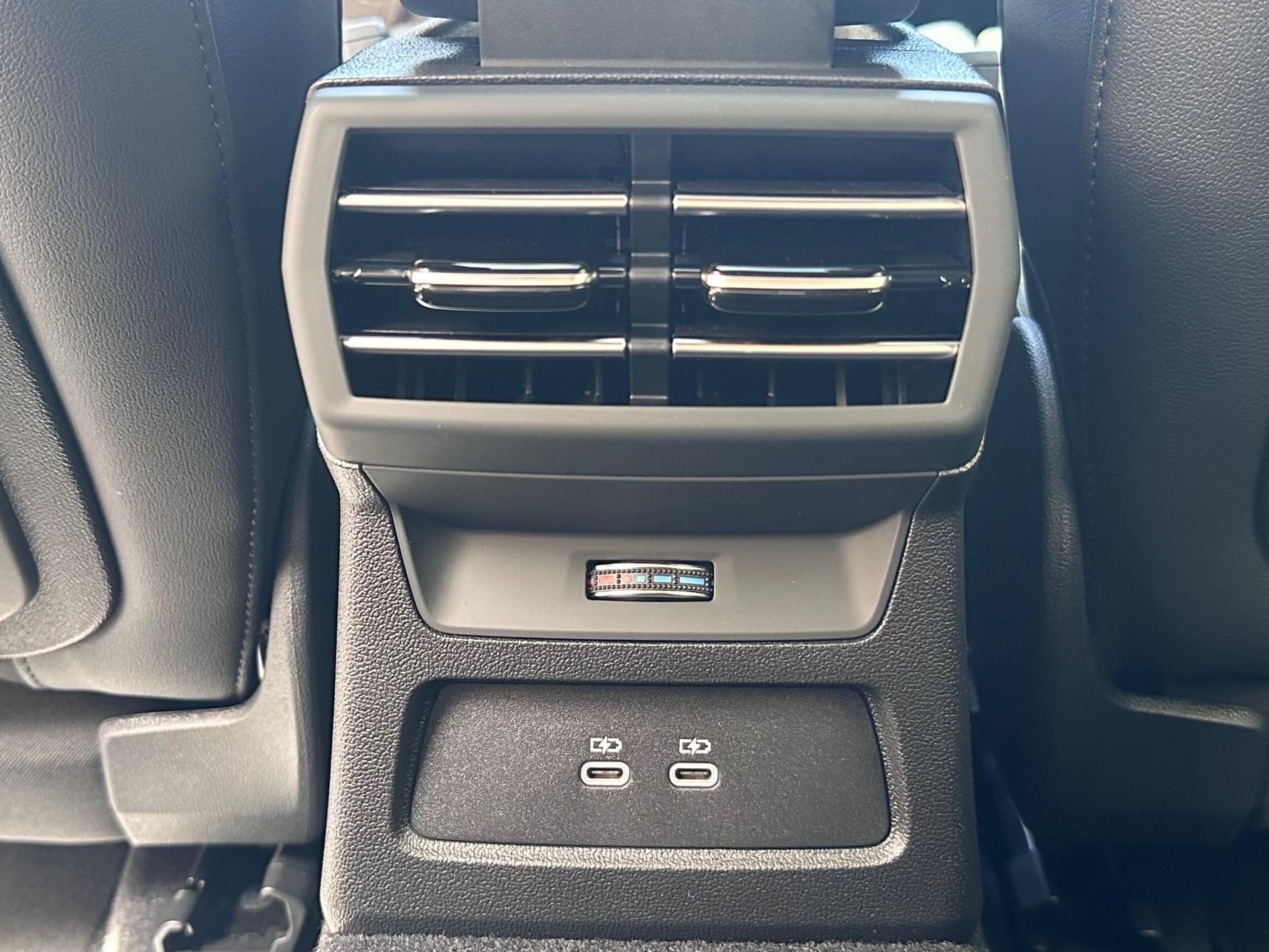 AUDI A3 Sportback TFSI 150 kW quattro S line S tronic-image-14
