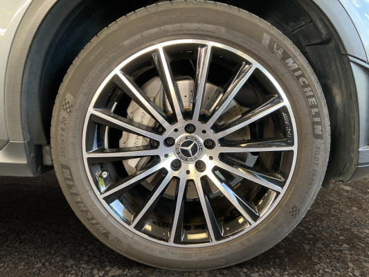 MERCEDES-BENZ GLC 300 d AMG Line 4Matic-image-7