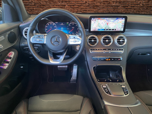 MERCEDES-BENZ GLC 300 d AMG Line 4Matic-image-9