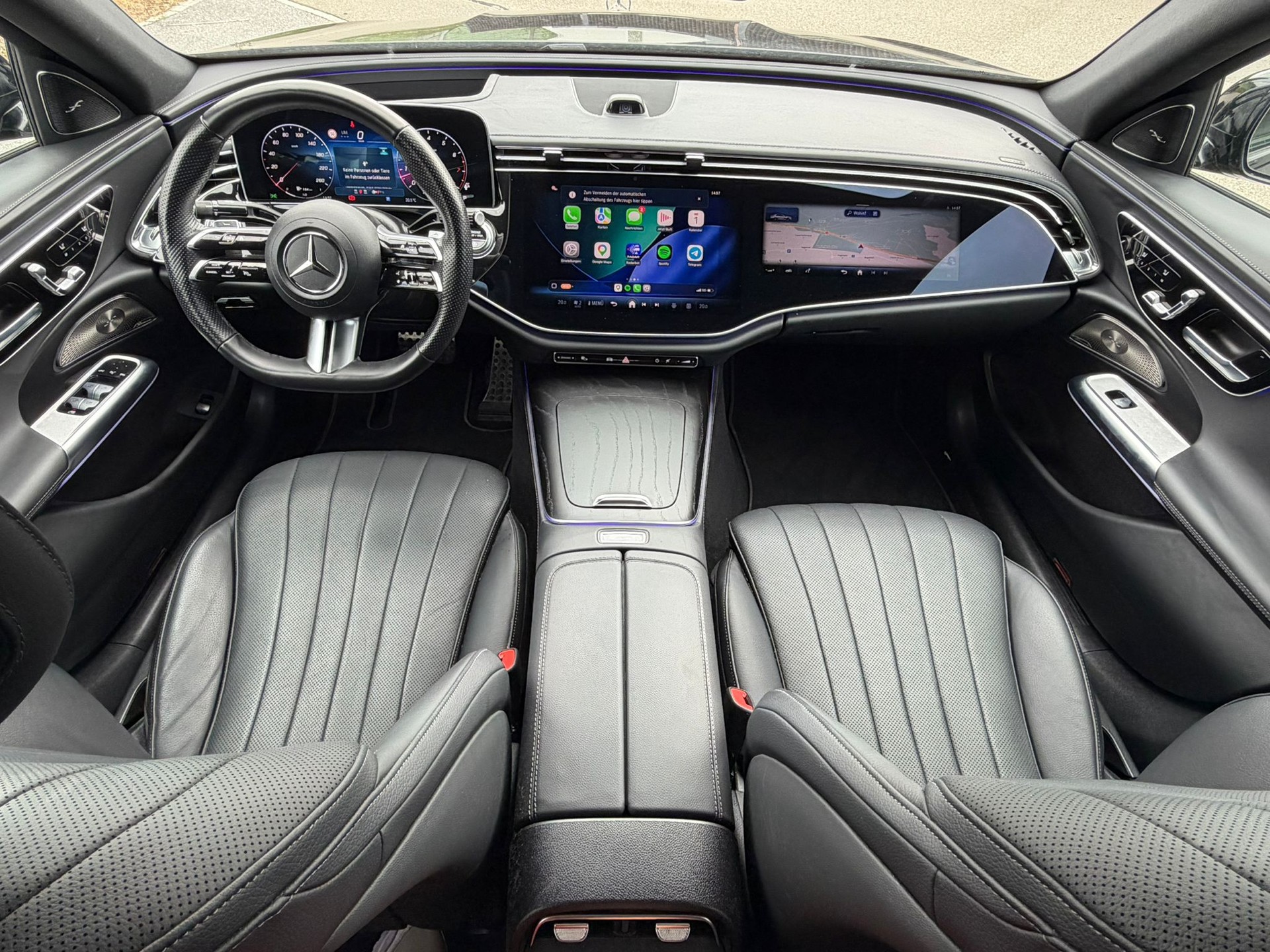 MERCEDES-BENZ E 200 9G-Tronic 4Matic Black&Chrome Edition-image-7